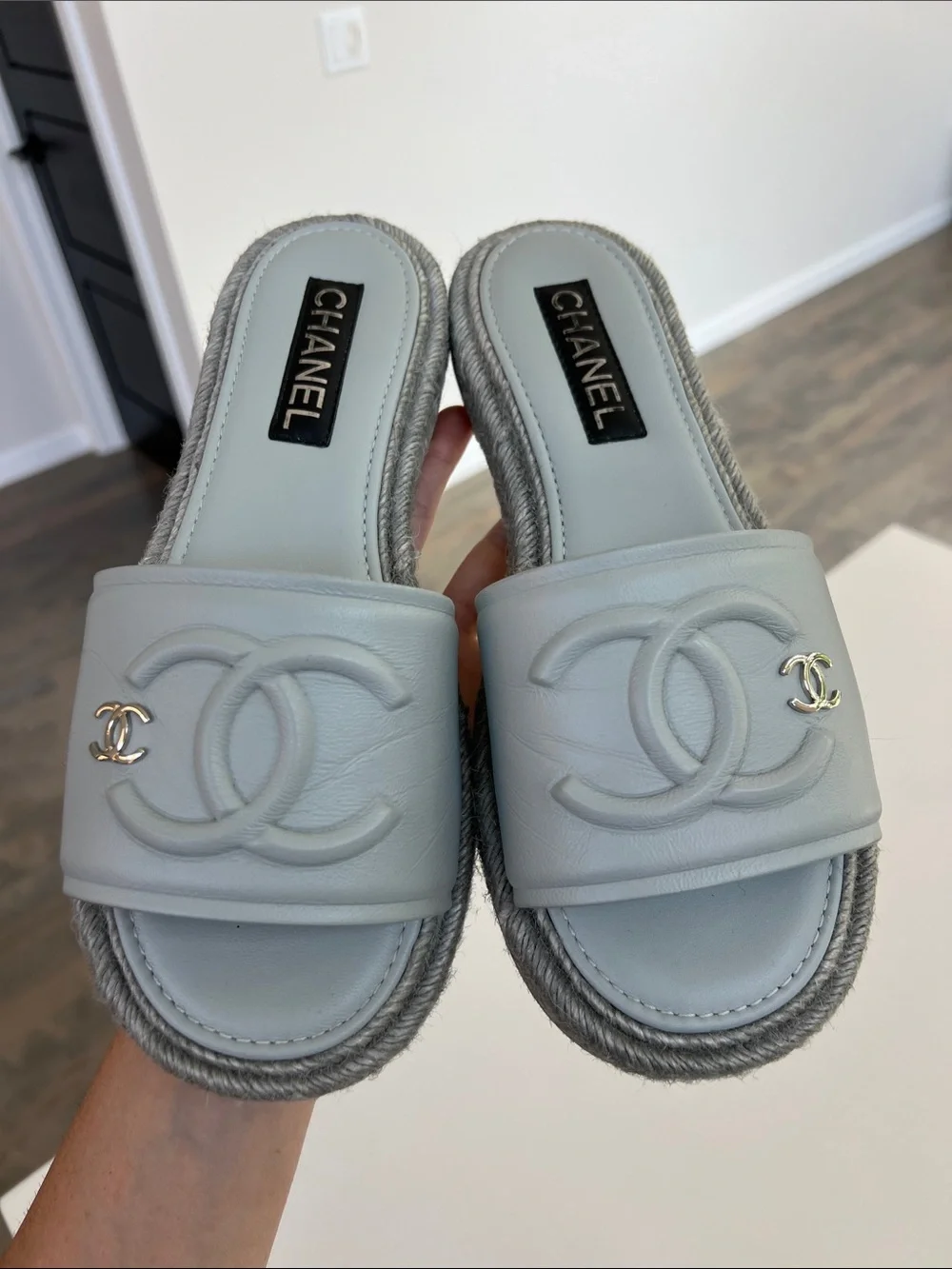 CHANEL light blue leather open toe flat CC sandals espadrilles braided jute 40C
